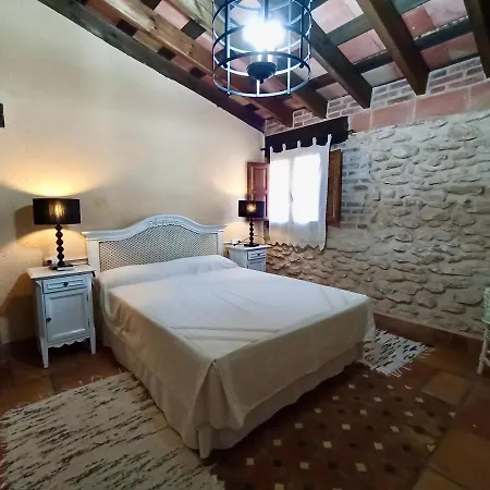 Country house La Fabriqueta De Cent Piques